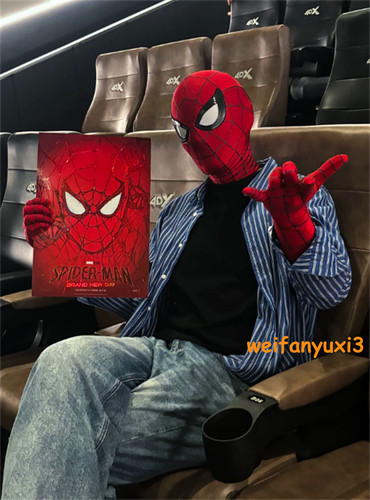 Spider man nuovissimo - nuovissimo, giorno